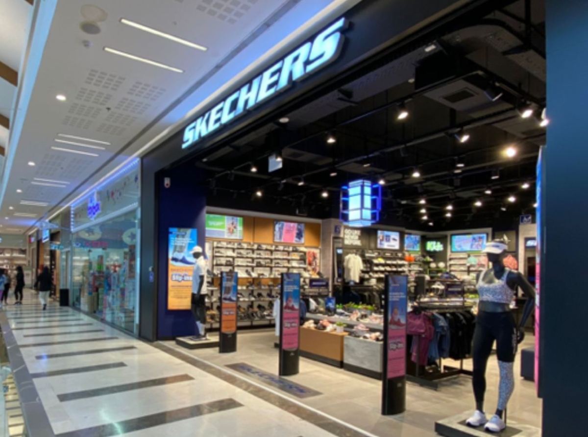 Skechers